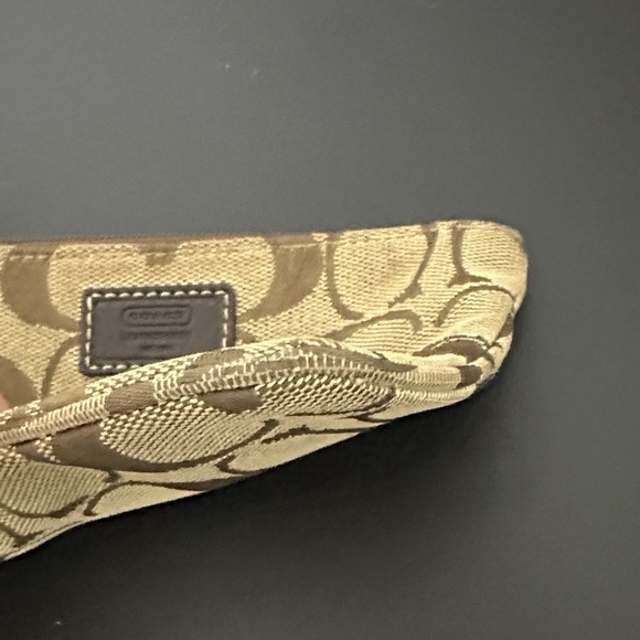 Coach Signature Brown and Tan Wristlet with Coach Hang Tag.Small. EUC - Picture 6 of 14